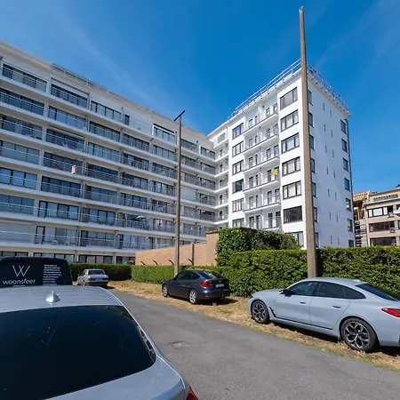 Apartamento By Zeedijk Beach, Cleaning Included *